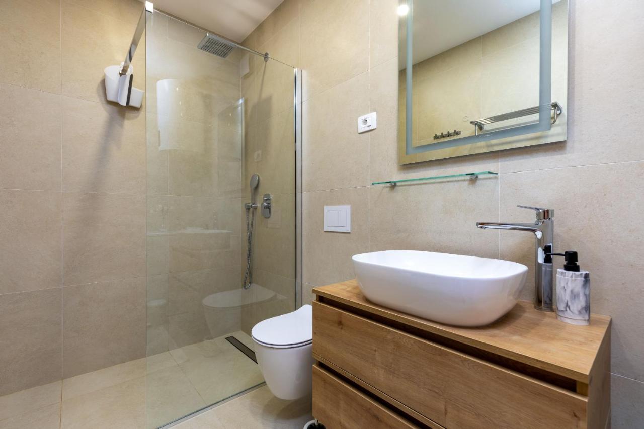 Appartement Duplex + Garage à Rovinj Extérieur photo